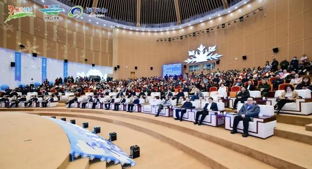 阿尔山冬日浪漫，不止冰雪！十大玩法+五条线路，解锁阿尔山童话季