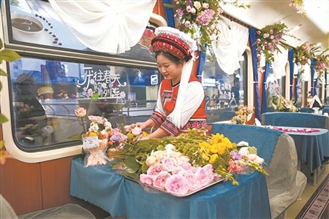 “秋色旅游攻略”挑战赛有精美奖品，你愿意参加吗？