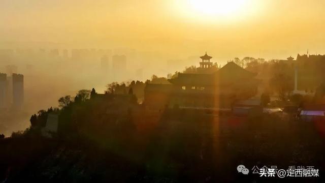 【图观陇西·新视角】金曦漫笼仁寿山