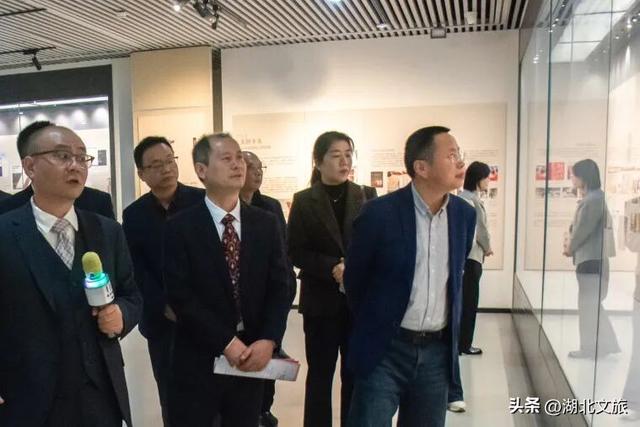 湖北云梦隆重举办简牍文化系列展暨研究成果发布活动 睡虎地秦简出土五十周年纪念大会拉开序幕