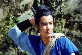 红极一时的安亚平：母亲父亲相继离世，他离婚又再婚，后因癌早逝图片
