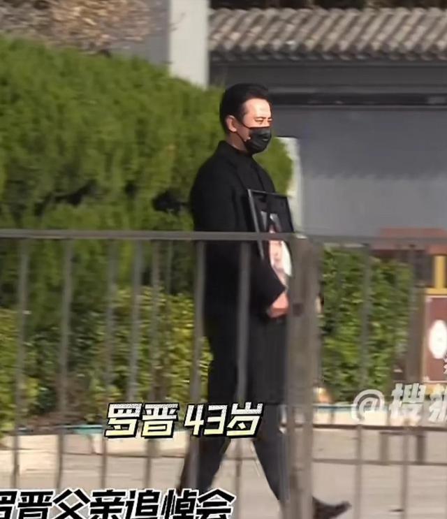 这一次，“一言不发”的唐嫣罗晋夫妇，给所有娱乐圈夫妻提了个醒