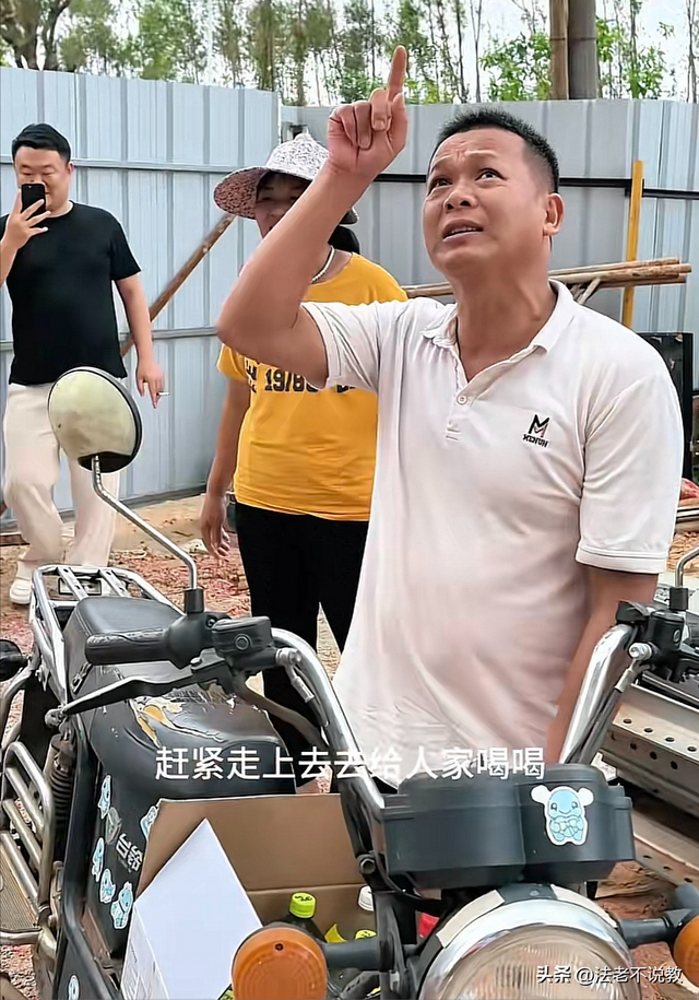 各有目的！全红婵家别墅正式封顶，令人不适的事发生，还不止一件