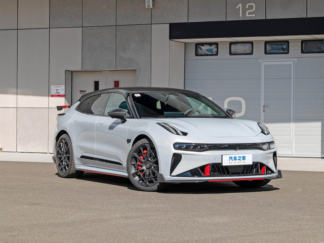 你发现没有？2026年还在坚持买油车的人，基本都逃不出这4种情况