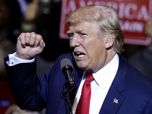 特朗普向全球发出通牒：180天内必须对中国动手	，不帮忙就加税