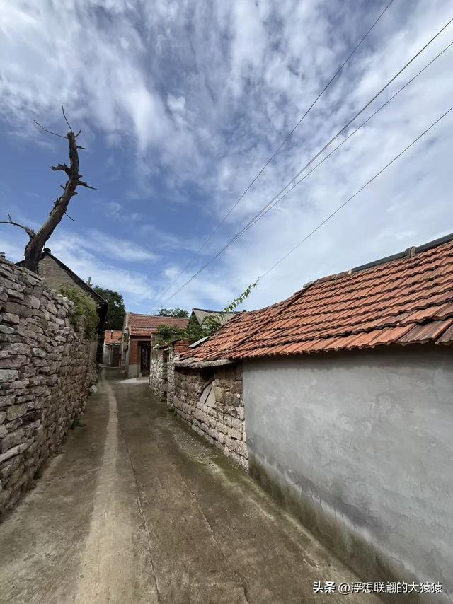 莱芜禹王山顶有座明初建立的古村：东平洲