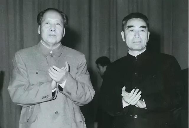 58岁掏粪工被迫离京，毛主席得知后命令中央：一定要把他接回来