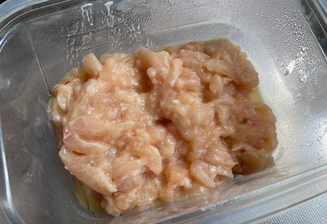 家常茄子煲｜鲜香入味，一锅搞定下饭菜	，连汤汁都能拌光三碗饭！