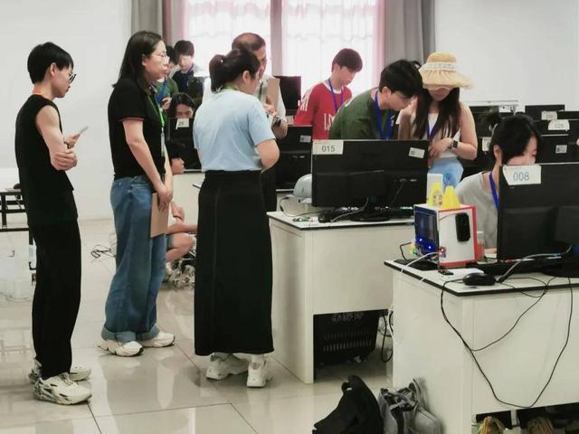 2025全国大学生嵌入式芯片与系统设计竞赛总决赛即将启幕
