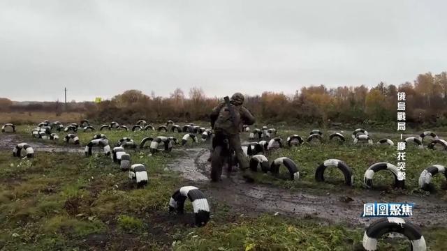 红军城战事胶着，俄乌如何把 “两轮武器” 用到极致｜凤凰聚焦