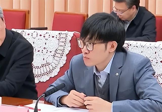 华尔街日报披露：中国科技高管集体弃美芯，转用国产的底气在哪？