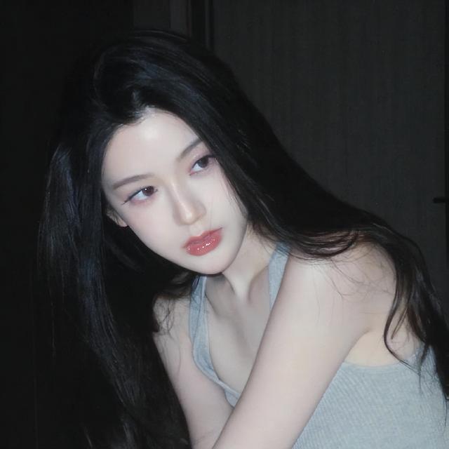 风墨壁纸 | 氛围感十足的女生真人头像