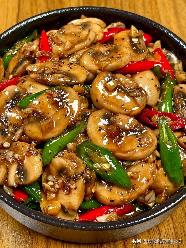 吃一斤它等于吃10只鸡，一降血脂、二降血糖、三降胆固醇，别不懂