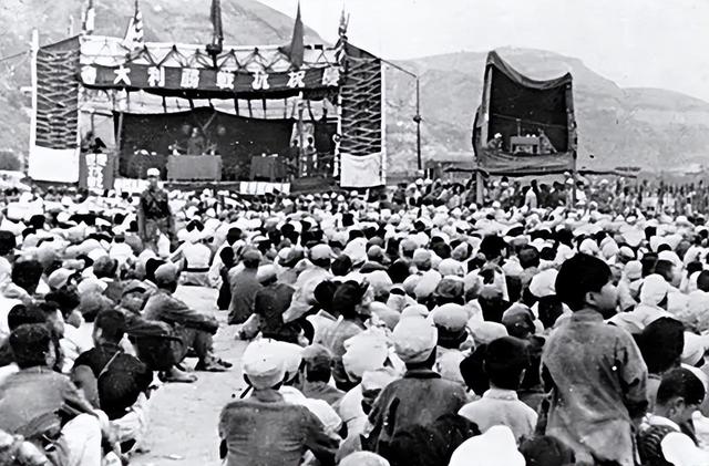 1955年，毛主席看到枪决名单后，拍案大怒：她可是咱全党的恩人！