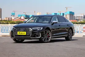 新车 | 售207.68万元，2025款奥迪S8上市，V8动力+四驱/4秒“破百”图片