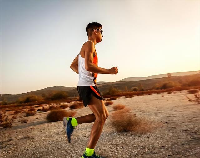 运动降压堪比降压药？研究发现：3种运动降压效果最好，别再选错