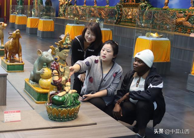 双节山西：中外文化交融的魅力画卷