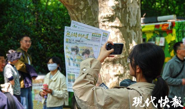 五一南京变人海：700条船不够用，全在看后脑勺！