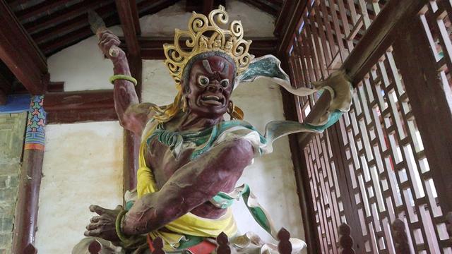 云南宋代千年古寺，建造时地下挖出大量黄金，得名涌金寺