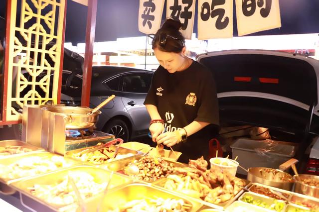 州庆来凯里!这几大夜市街区烟火正旺