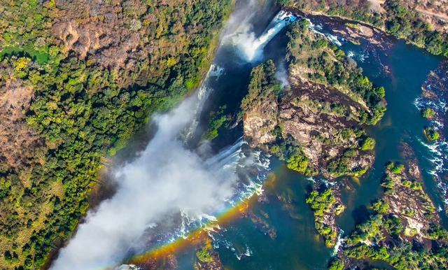 两性关系：男人过65岁，基本上都会有如下现状，具体表现是这样的