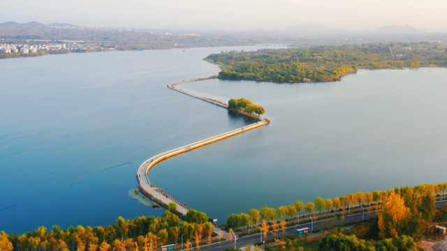 50公里鎏金湖岸，淄博这里的秋天醉了！