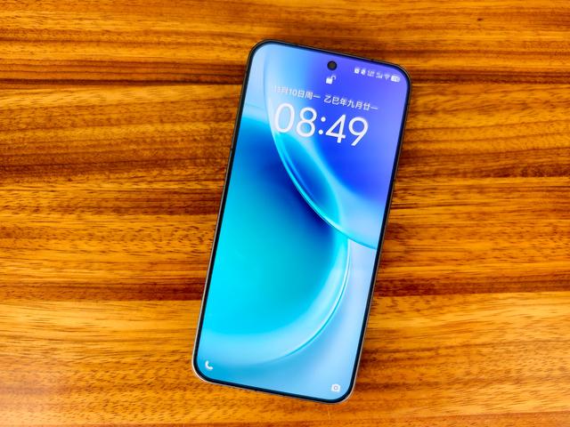 vivo X300上手体验：小屏旗舰的影像与性能巅峰之作