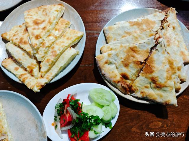 跟着丝绸之路去旅行高加索三国——格鲁吉亚库塔伊西科尔基斯喷泉