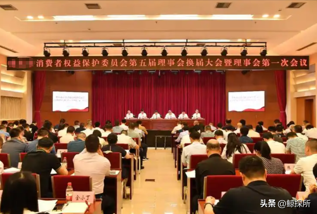 几乎全是假货！利润高达2400%，为何消费者还前赴后继争相购买？