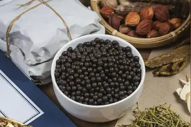 中医言：经常咽干、咽痒、咽痛、咽部异物感，请收藏这4个中成药图片