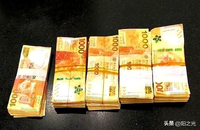 又一起。“富豪”在珠海被拦下！