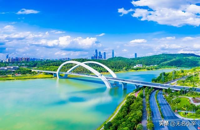 放眼国内，我敢说无论是宜居性还是性价比，广西南宁是最好的选择