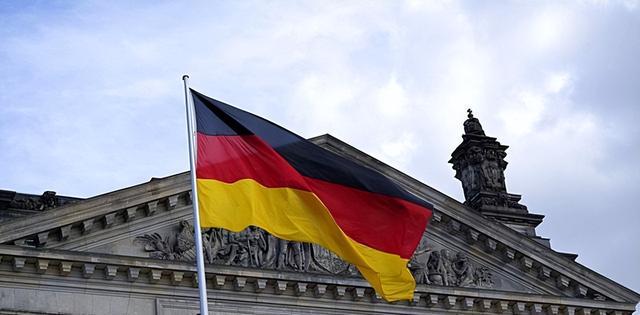 德国和江苏同为8000多万人，德国创造4.66万亿GDP，江苏令人意外