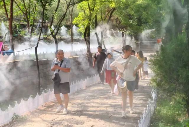 熊耳山避暑纳凉文化节开燃！16℃裂谷+泼水狂欢，冰点夏日嗨无边~