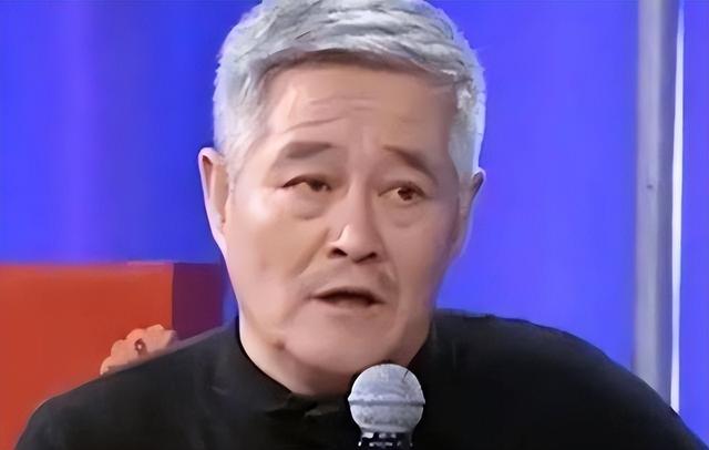 假戏真做？赵本山“御用老伴”关婷娜至今未嫁未育，已经步入中年