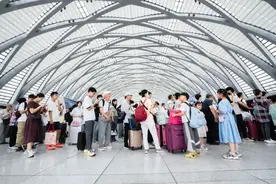 “值机→托运”一体化！天津这个火车站里开设航站楼图片