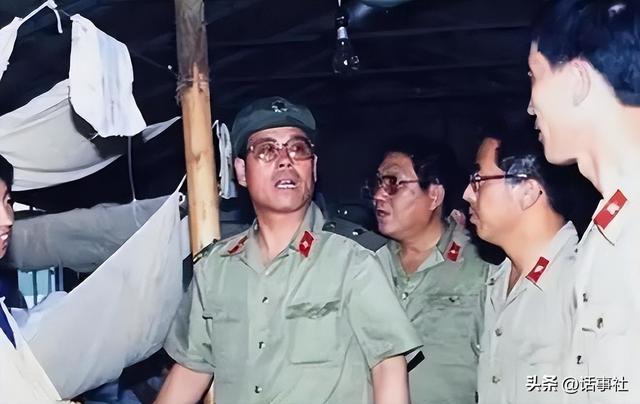 师长学习归来位置被占，被平调军副参谋长，大家鸣不平：明升暗降