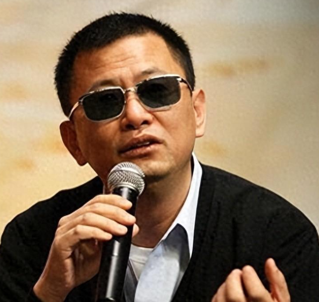 陪玩陪睡根本不够！目无王法、集体开嫖，周迅遭殃阴暗面彻底曝光