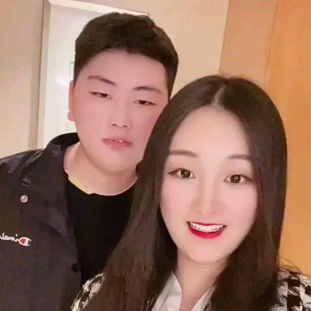 大衣哥做梦都没想到，离婚四年后	，前儿媳陈亚男还是不愿放过自己