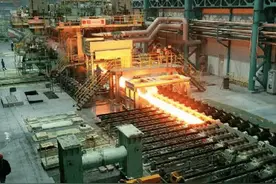 被美技术封锁30年，中国用三年打破垄断，造出3.6万吨钢铁巨兽！图片