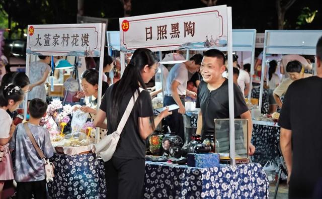 不止能“逛吃”！日照这个夜市，太热闹了→