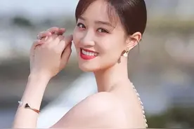 蓝盈莹——性感迷人图片