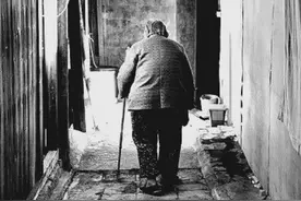 小学生动物离奇死亡，1995年猫脸老太事件，器官贩子道出事件真相图片