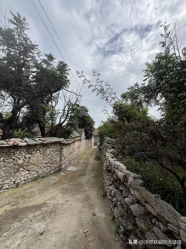 莱芜禹王山顶有座明初建立的古村：东平洲