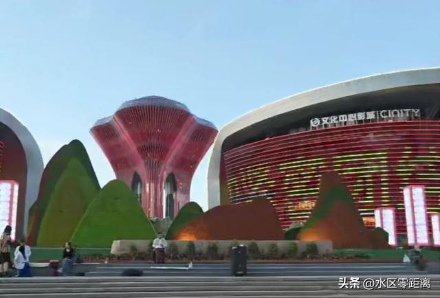 乌鲁木齐市水磨沟区——快来打卡！水磨沟街头“庆生花景”已上线，一起邂逅秋日里的缤纷与生机