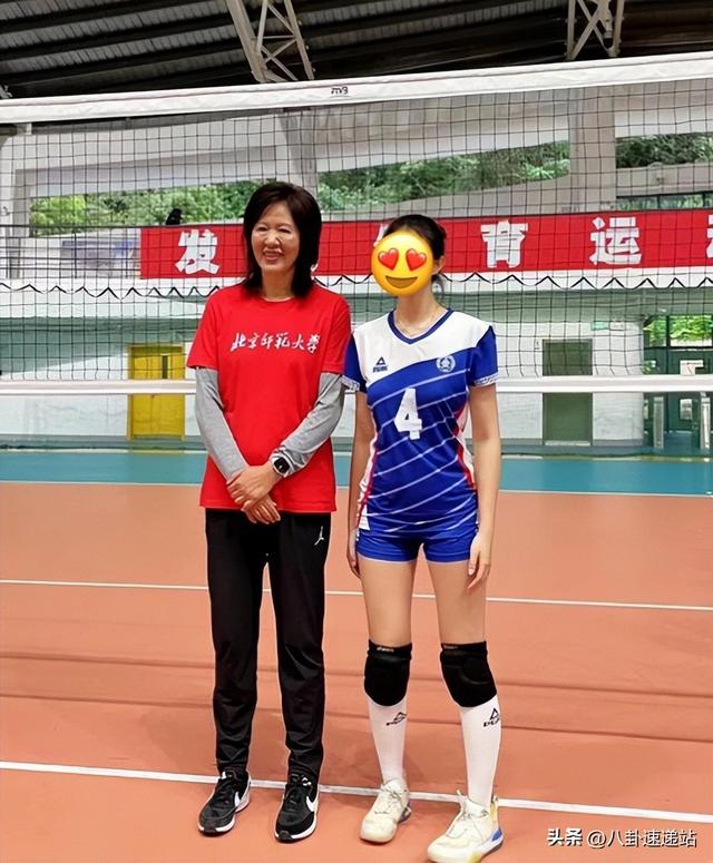 退休四年，65岁郎平再破“天花板”，重回女排传闻终于真相大白