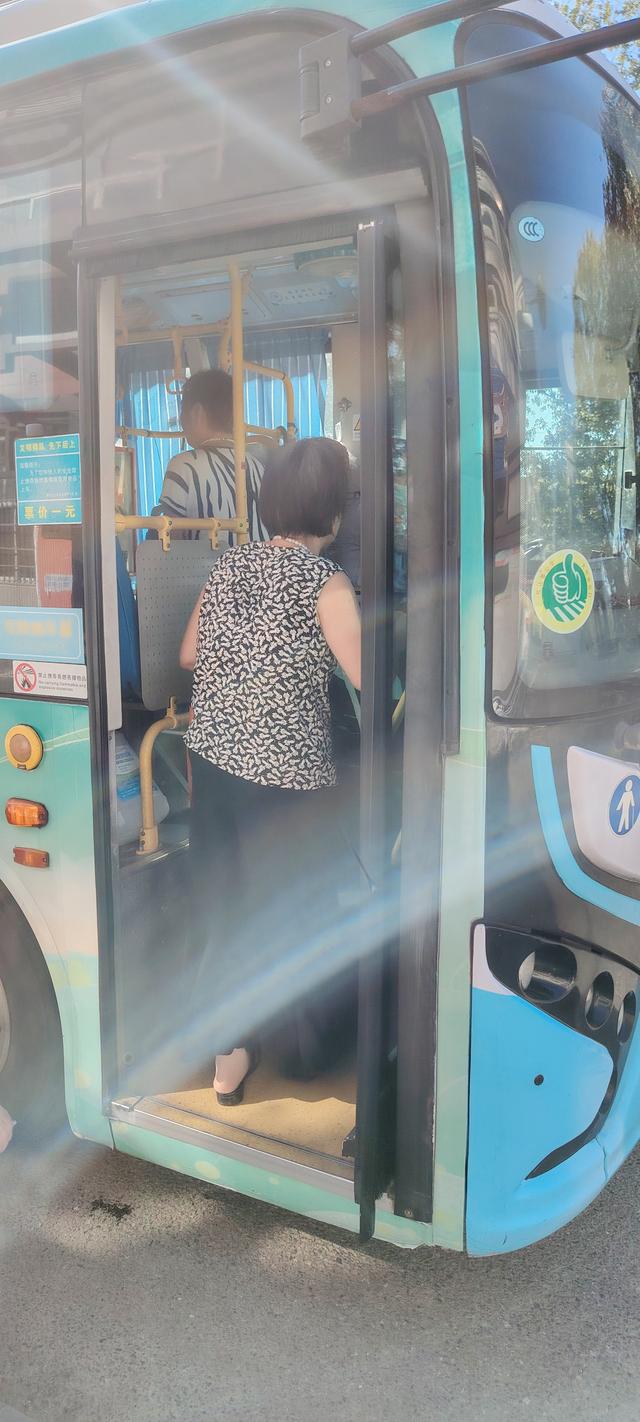 国庆、双秋双节只身一人南方行之第五天（从舟山到溪口）