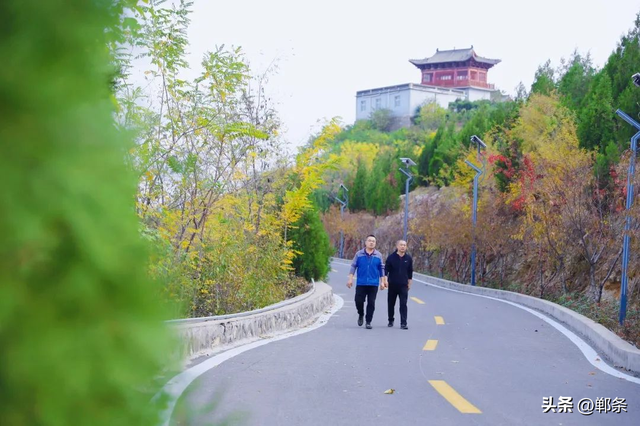 解锁峰峰元气满满的秋天