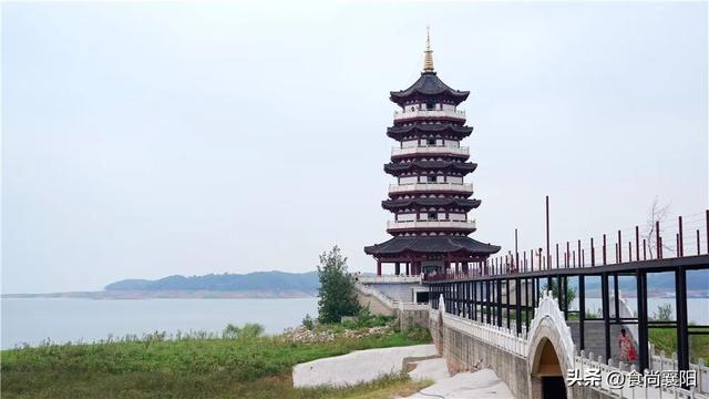 凝心聚力乐团建 ！石花双雄醉与战略合作伙伴共游丹江大观苑​