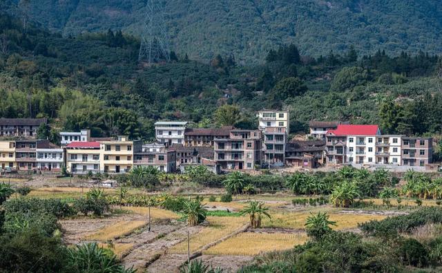 安徽有一个世外桃源般的小山村,不要门票,非常适合周末出游
